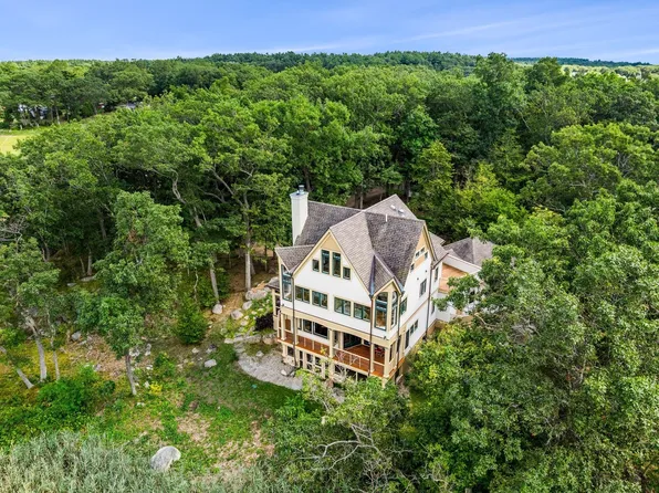 51 Lebaron Rd, Essex, MA 01929