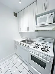 Rented by Urban Real Estate Inc