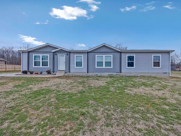 10093 S Koch Dr, Poseyville, IN 47633