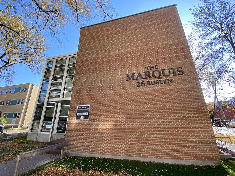 26 Roslyn Rd #3 — Photo 2