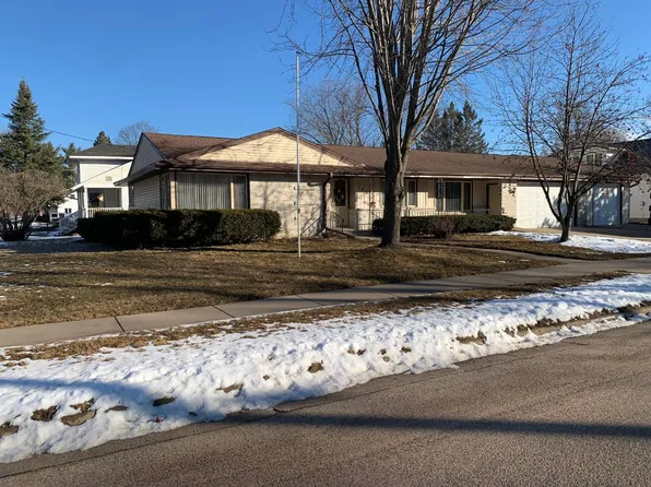 138 8th Ave, Antigo, WI 54409