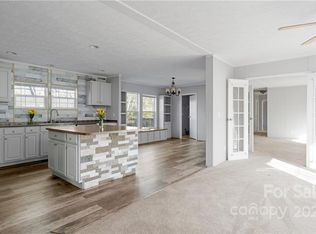 64 Hennessee St, Clyde, NC 28721