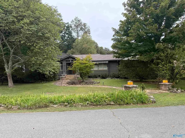 2919 Thompson Cir SE, Huntsville, AL 35801
