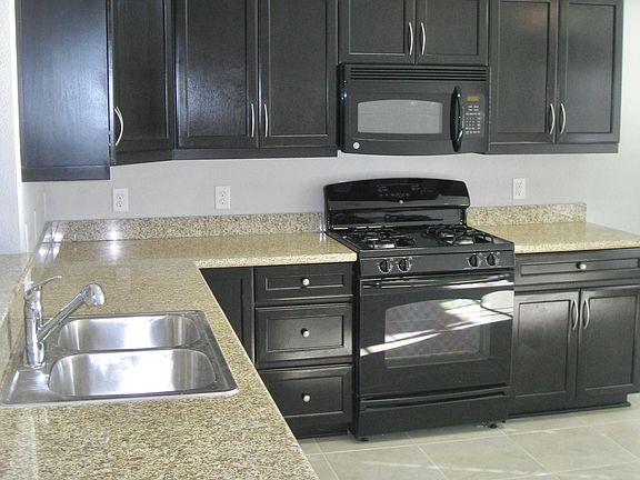 5th image of 2904 Silver Oak Ct