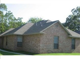 11 E Clegern Ave, Edmond, OK 73034