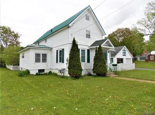 36 Madison St, Carthage, NY 13619