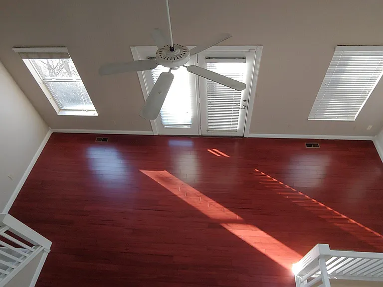 590 Bradley St — Photo 14