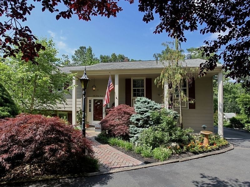 137 Johnston Dr, Watchung, NJ 07069 Zillow