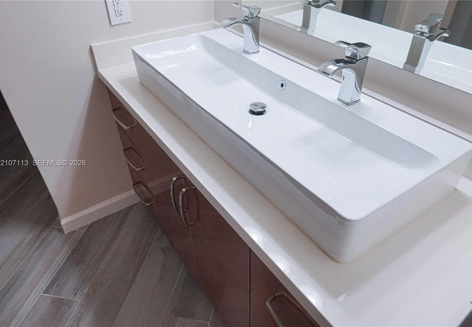 10451 W Broward Blvd — Photo 4