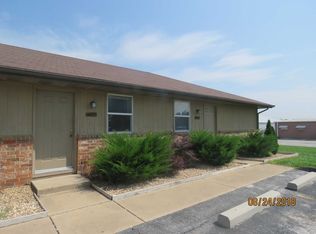 627 Meadowridge St, Nixa, MO 65714