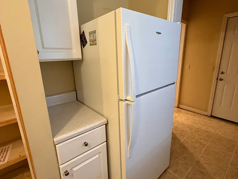 112 Cedar St — Photo 12