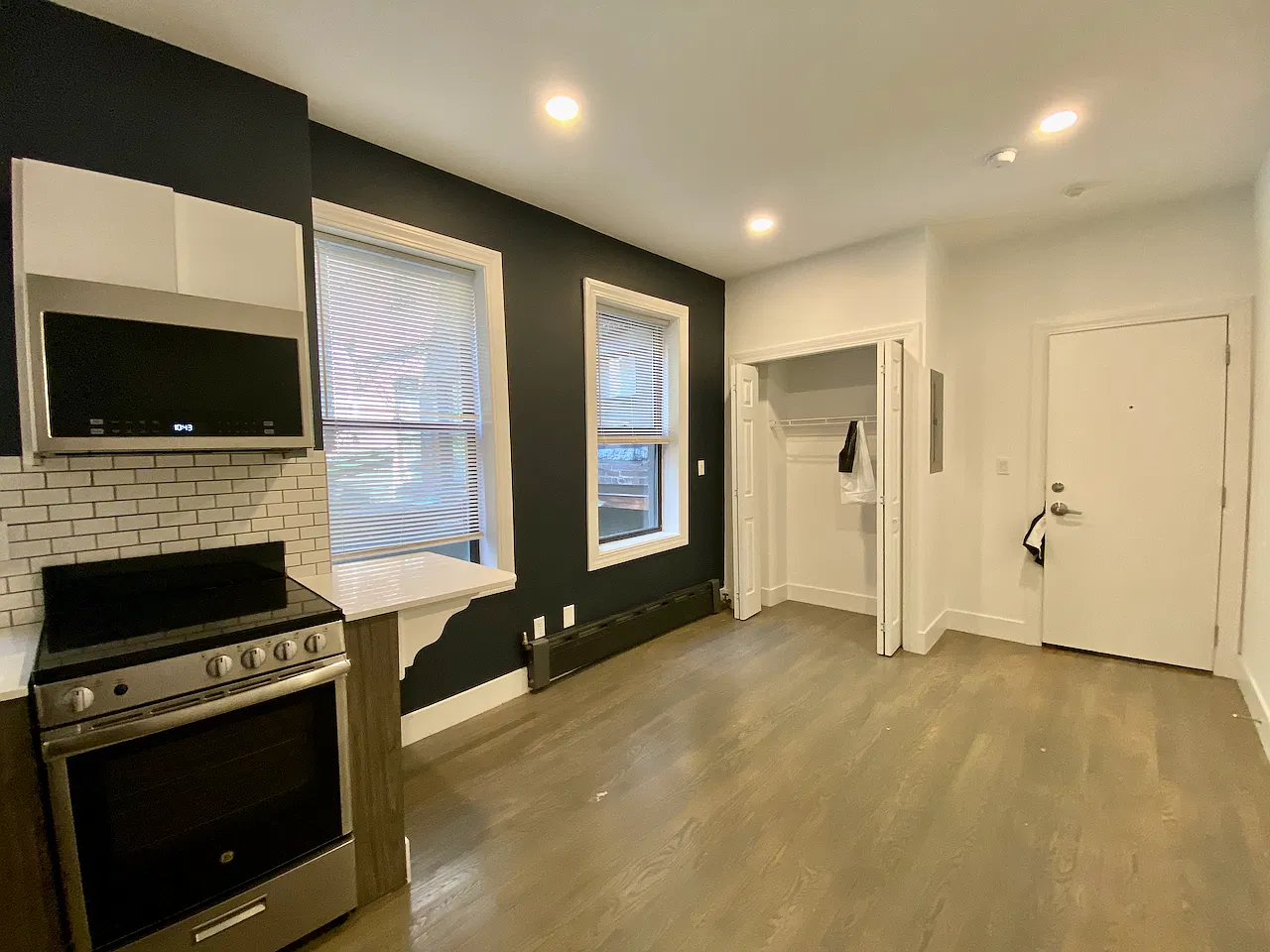 31 Temple St — Photo 3