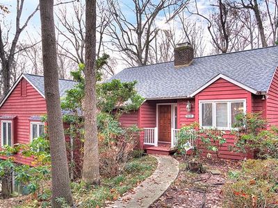7010 Rocky Falls Rd, Charlotte, NC, 28211