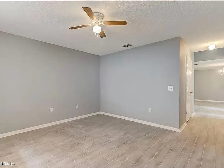 4043 Broad Creek Ln — Photo 10