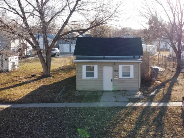 1715 E Ave, Kearney, NE 68847
