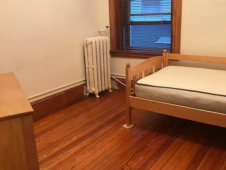 6 Perry St #5 — Photo 6