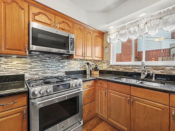 4th image of 29609 Tropea Dr