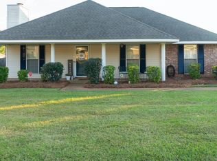 905 Bullrun Dr, Byram, MS 39272