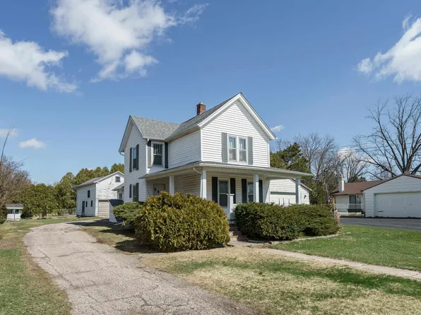 1229 Ruger Ave, Janesville, WI 53545