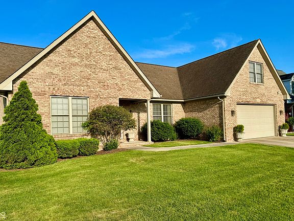 3rd image of 6998 Meredith Dr