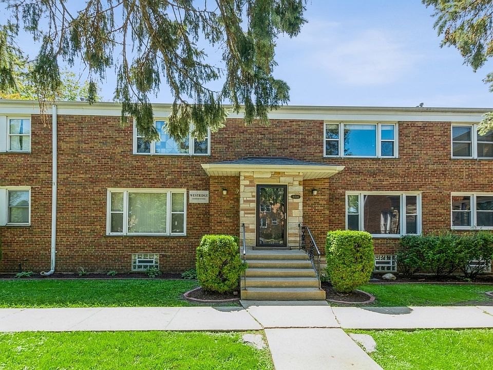 1st image of 10506 S Artesian Ave APT 1E