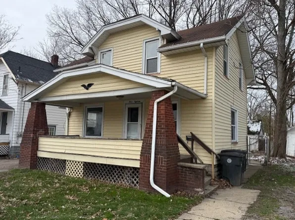 318 Laird Ave SE, Warren, OH 44483