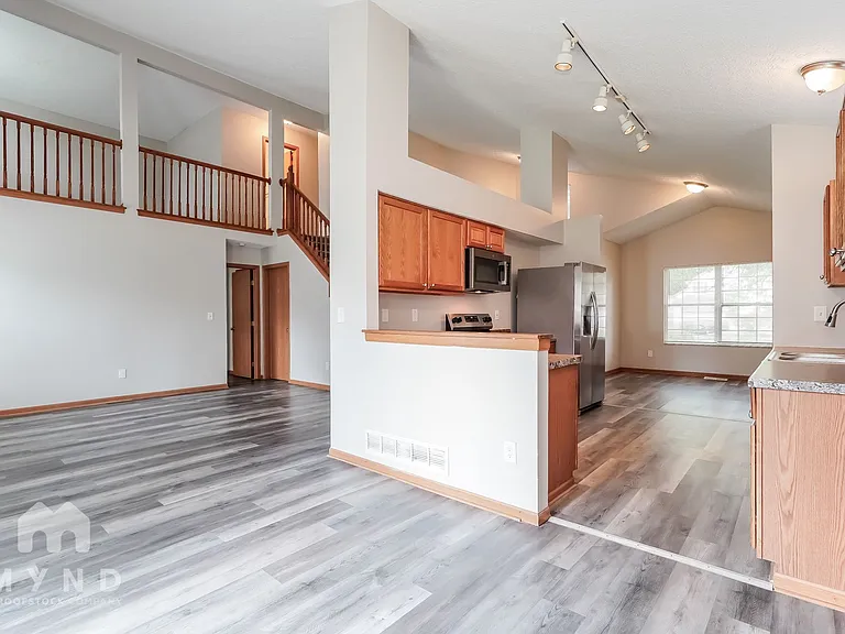 5038 Rolling Rock Ct — Photo 9