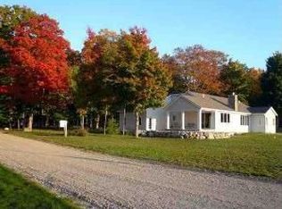 1227 Beechnut Ln, Kewadin, MI 49648