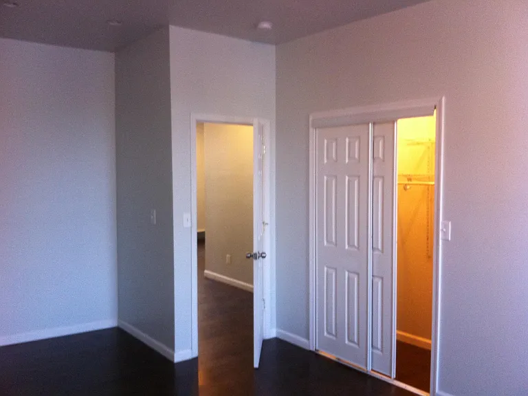 131 N Front St #A — Photo 6