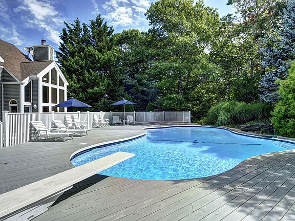 2nd image of 141 Northside Dr