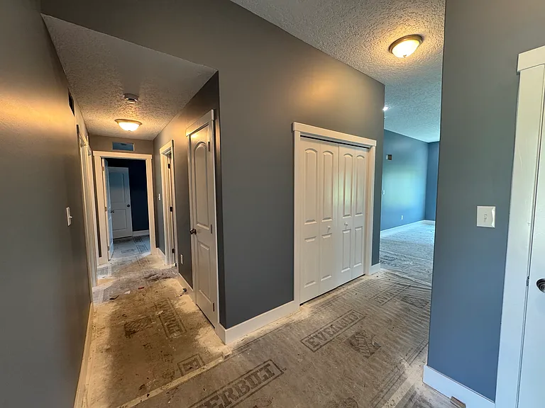 1003 Riley Ave — Photo 3