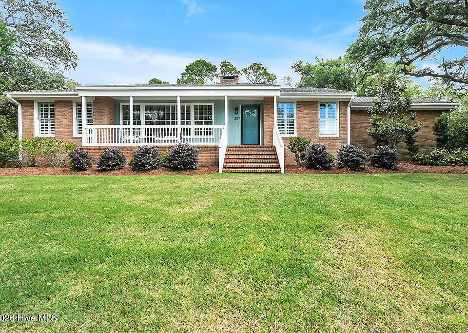 1st image of 207 River Drive