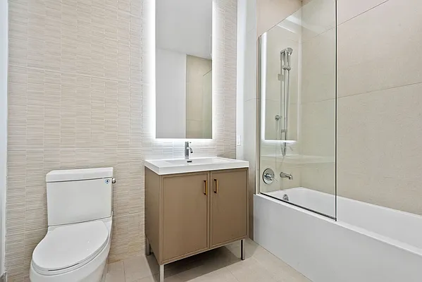 Rented by Nooklyn NYC LLC | media 4