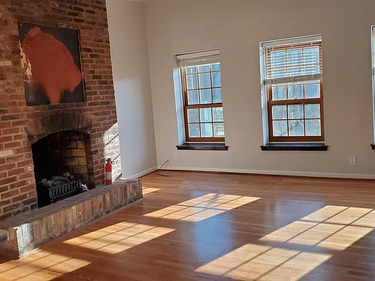 315 Monroe St #3 — Photo 1