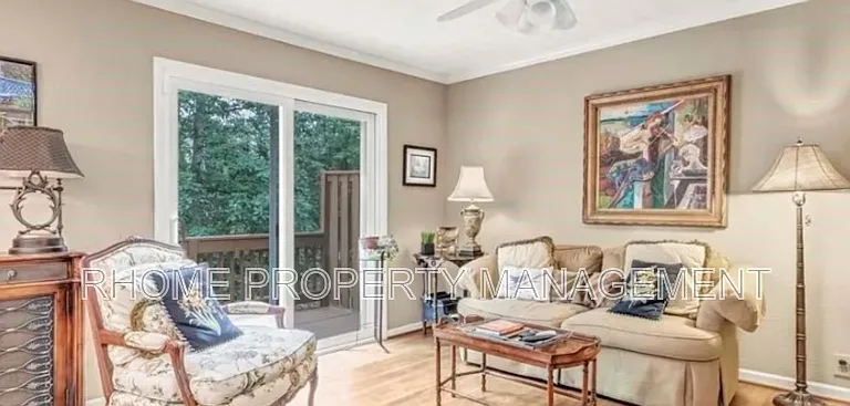 903 Dunwoody Chace — Photo 6