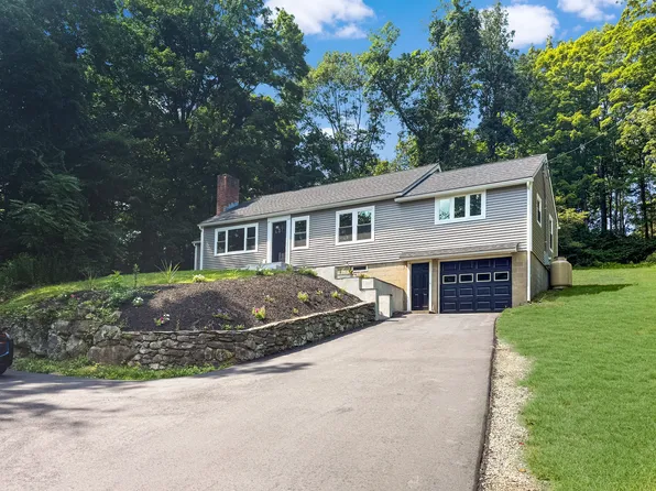 15 Highland Ave, Redding, CT 06896