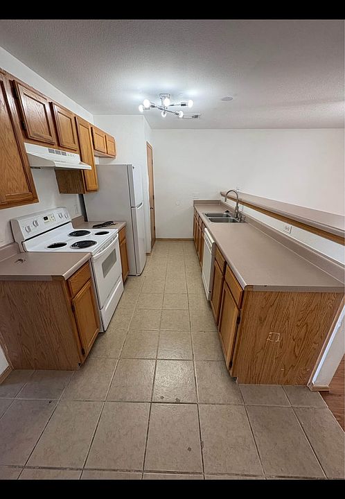 1st image of 2805 Trailwood Dr #E0a410291