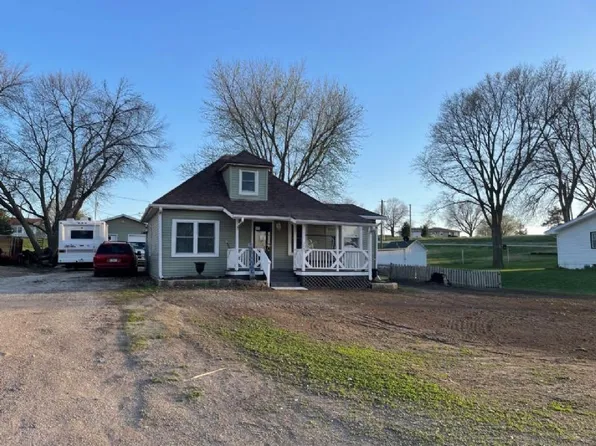 705 Main St, Mineola, IA 51554