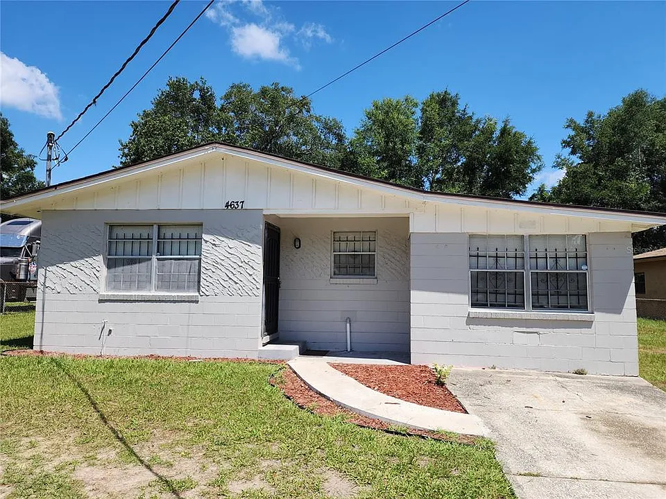 4637 Harbor View Dr