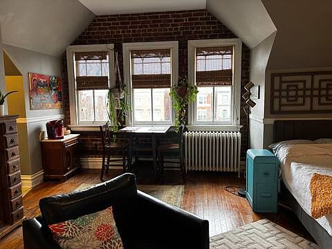 3rd image of 1831 Monument Ave APT 1