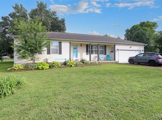302 Rosebud St, Desloge, MO 63601