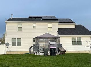 34 Lexington Park Rd, Sicklerville, NJ 08081