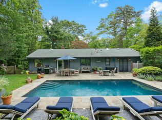 29 Cove Rd North, Southampton, NY 11968