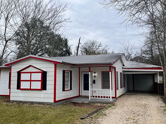 3rd image of 301 W Francis Ave