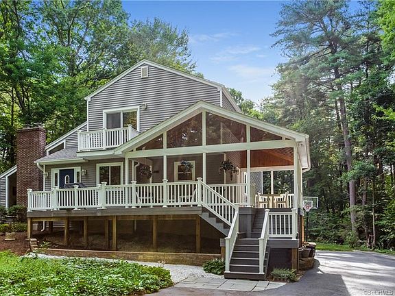2nd image of 5 Watson Dr