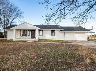 1483 S 429th Rd, Pryor, OK 74361