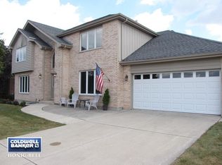 900 N Glenmore St, Lockport, IL 60441