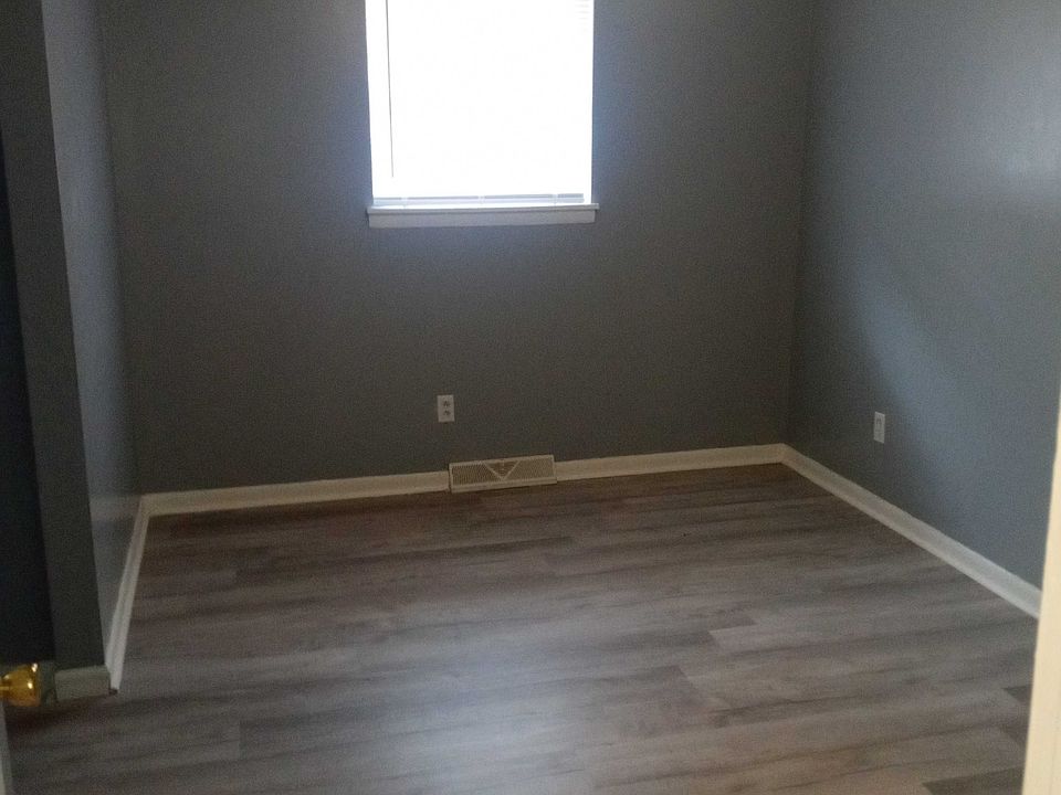 2nd image of 514 Anniston Dr