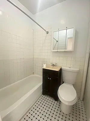 Rented by MOTION New York | media 33