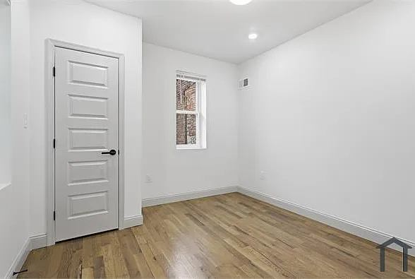2610 N 33rd St #1 — Photo 10